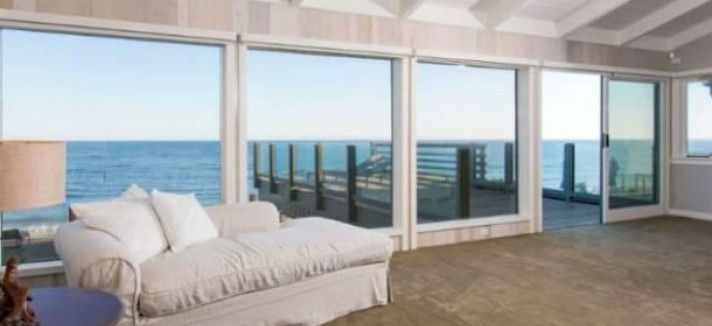 Leonardo-DiCaprio-malibu20