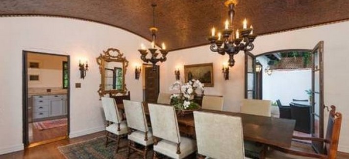 robert-pattinson-casa-los-angeles-7