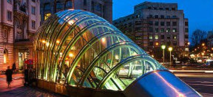 140203112709-beautiful-european-metro-stations-fosteritos-bilbao-story-body
