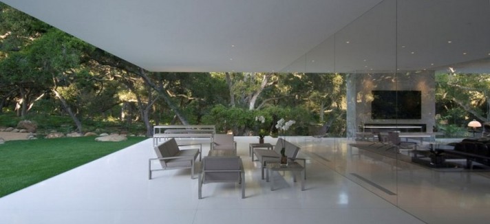 The-Luxury-Glass-Pavilion-House-by-Steve-Hermann-14