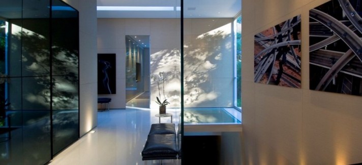 The-Luxury-Glass-Pavilion-House-by-Steve-Hermann-16