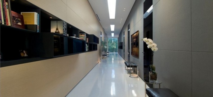 The-Luxury-Glass-Pavilion-House-by-Steve-Hermann-17