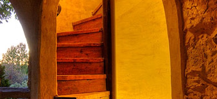large_gallery_17-41939172-h1-tower_stairs