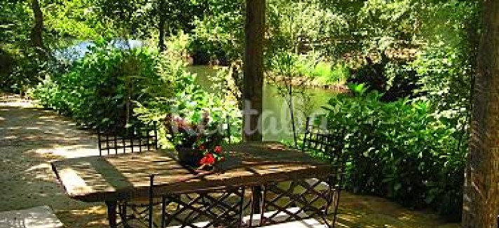 h.2920492.375.250.0.ffffff.wm_.4cec68ab