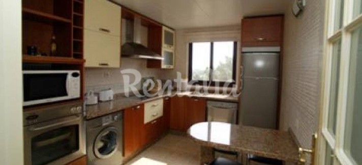 h.3831.1070.680.0.ffffff.wm_.24331a97