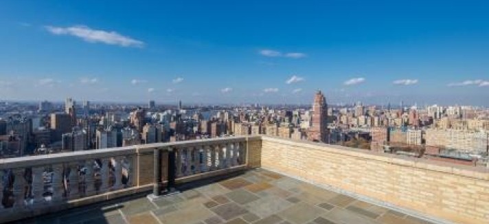 1429549340-1454496-int-photo20048108