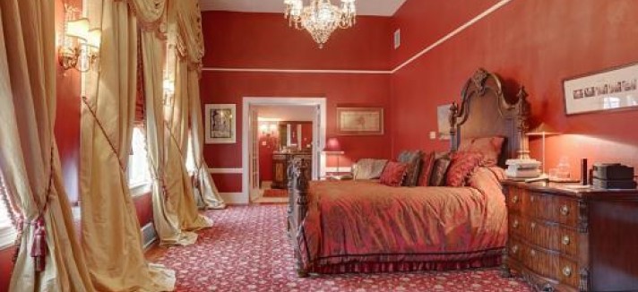 beyonce-and-jayzs-bedroom3-fcbfb9