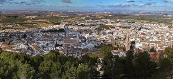 a_city_where_everyone_works_there_is_no_police_and_the_salary_is_1200_euros