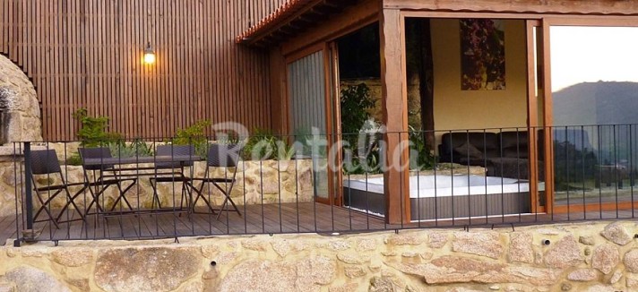 h.2067414.1070.680.0.ffffff.wm_.eba85b44