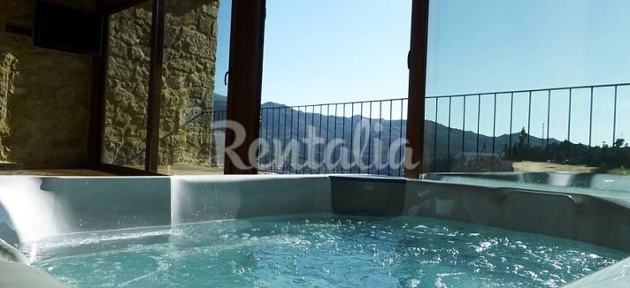 h.2067462.1070.680.0.ffffff.wm_.ad32e17f