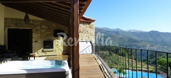 h.2071228.1070.680.0.ffffff.wm_.d9083e0d