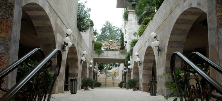 grand-hills-broumana-luxury-hotel-lebanon-quartier-1