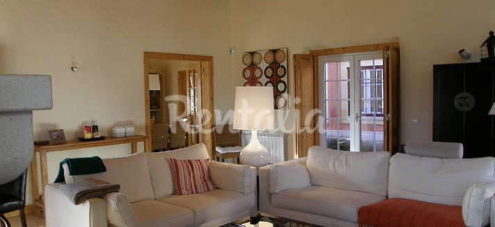 h.1898738.1070.680.0.ffffff.wm_.2fe018b9