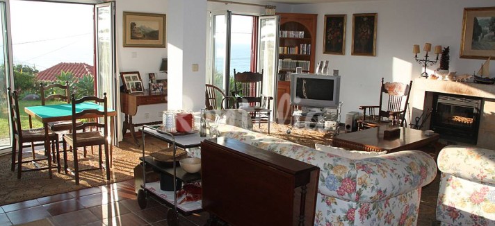 h.4440235.1070.680.0.ffffff.wm_.f33ac42c