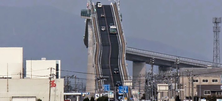 puente-montana-rusa-japon1