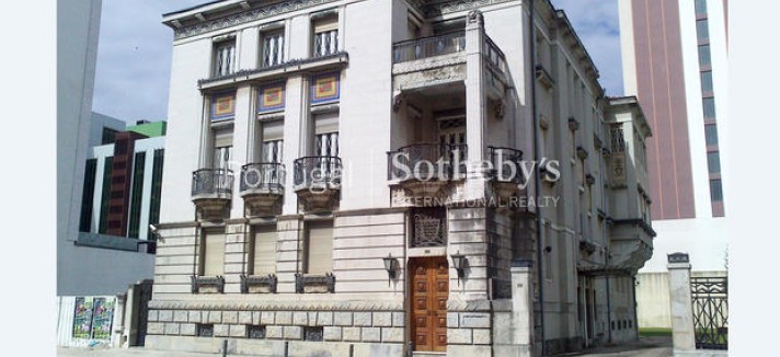 lisboa-moradia-premio-valmor-a-venda_fullview