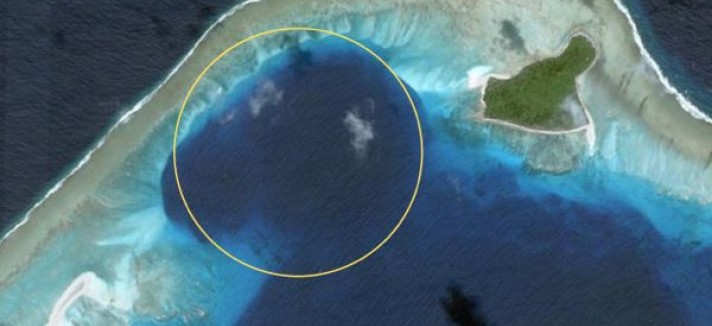 massive-hole-mine-crater-sinkhole28