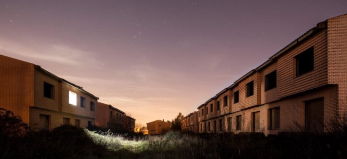 Casas que a crise não deixou ser casas (fotos) 