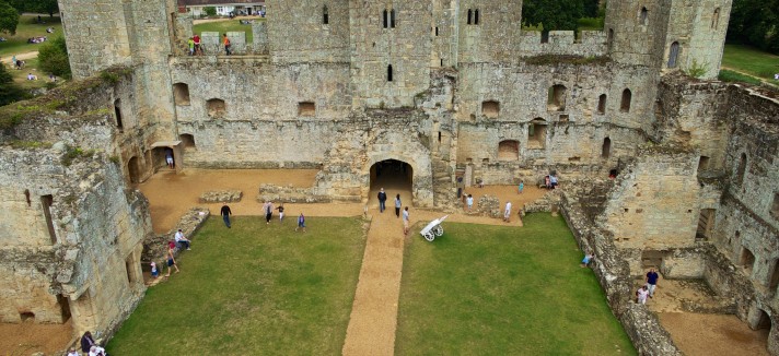 bodiam_castle_03