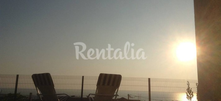 h.3751624.1070.680.0.ffffff.wm_.900532a9