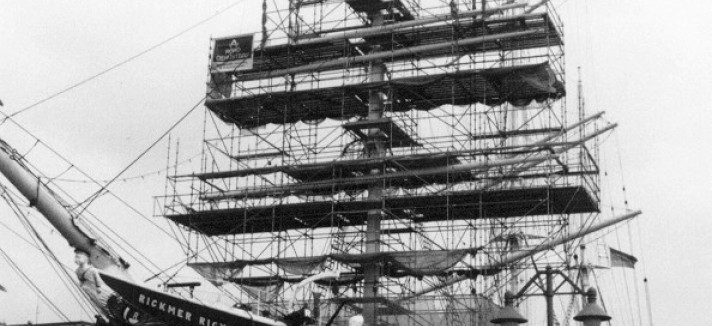 rickmer-rickmers-tall-ship-with-scaffolding-on-its-foremast-in-hamburg-germany-tweaked-mono-1-bg