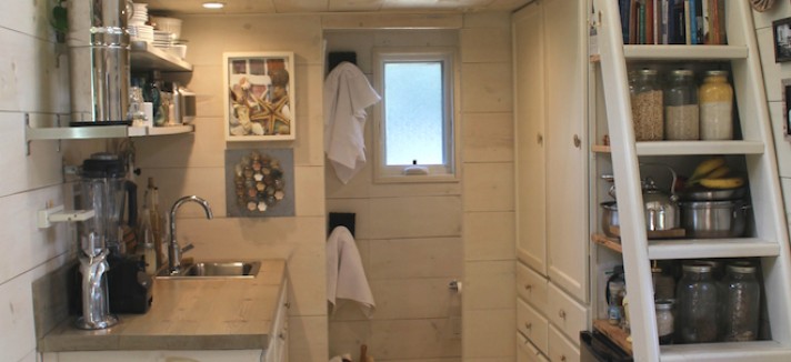 tiny_hall_house_02