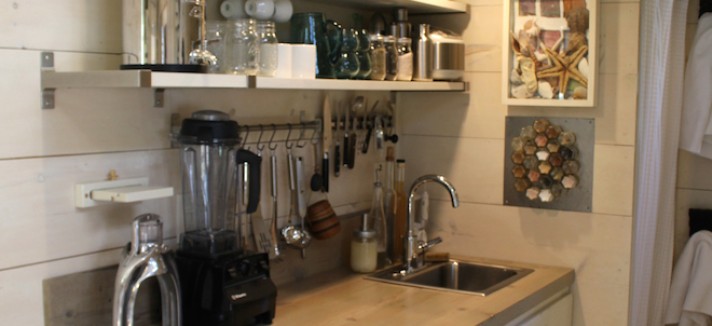 tiny_hall_house_03