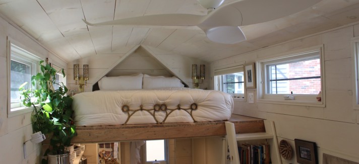 tiny_hall_house_06