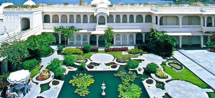 taj_lake_palace_02