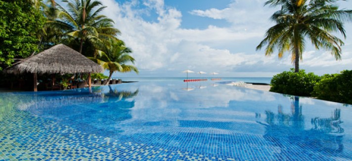 013-infinity-pool
