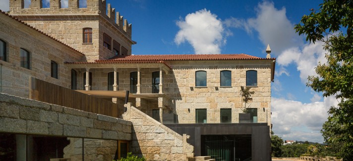 A Casa de Guimarães, em Guimarães, venceu em Arquitetura Pública.
