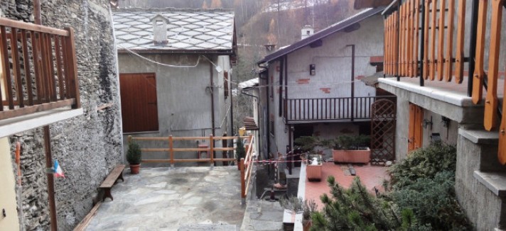 Apartamento T4 à venda em Salza di Pinerolo, Torino