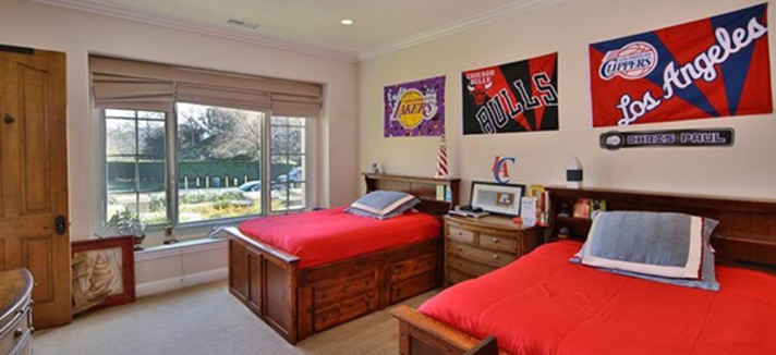 toni-braxton-house-sells-in-calabasas-ca-bedroom-kids