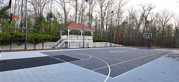 50-cent-connecticut-backyard-court