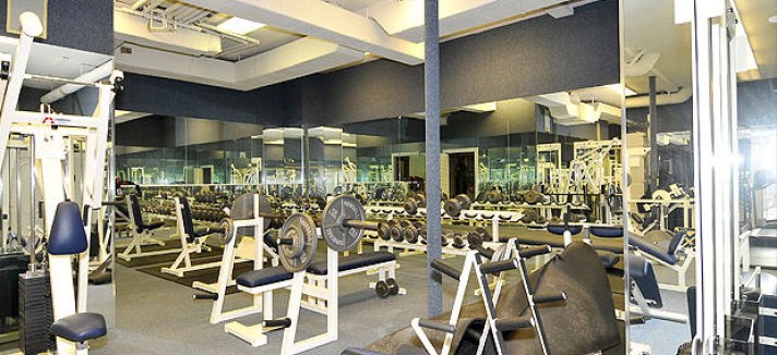 50-cent-connecticut-gym-room