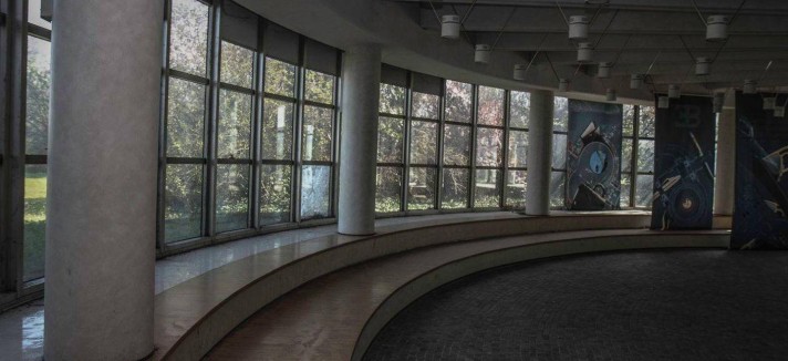 fabrica-bugatti-abandonada-3