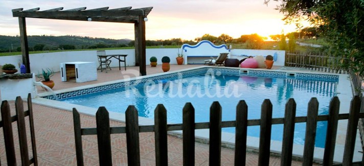 h.3241325.1070.680.0.ffffff.wm_.b26360b9