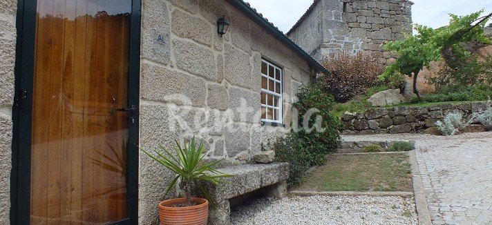 h.3461366.1070.680.0.ffffff.wm_.200a2d9a