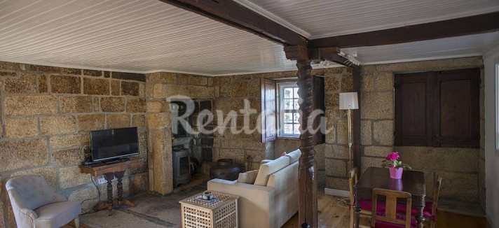 h.7045875.1070.680.0.ffffff.wm_.6adb5230