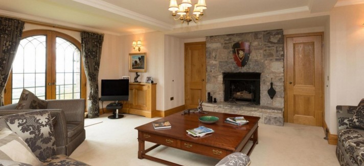 jose-mourinho-views-modern-welsh-castle-1-1060x594