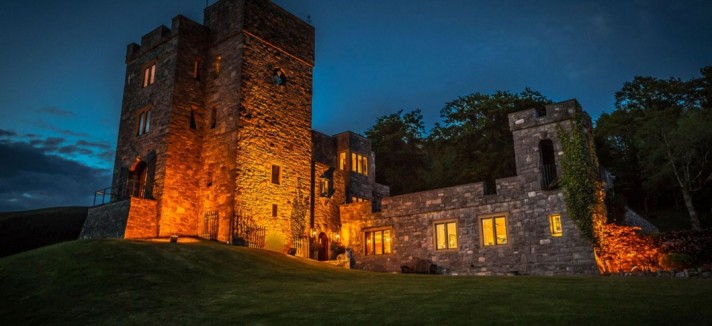 pay-jose-mourinho-views-modern-welsh-castle-1060x594