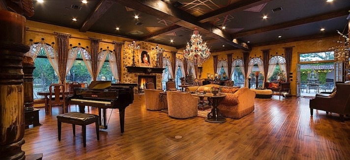 34c0d09e00000578-3615257-image-a-33_1464541642775