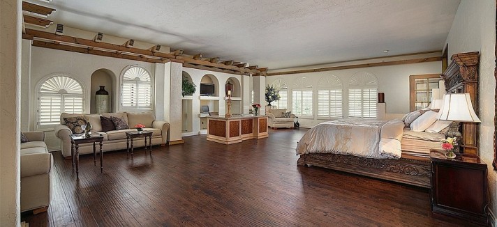 34c0d0fd00000578-3615257-image-a-76_1464542964648