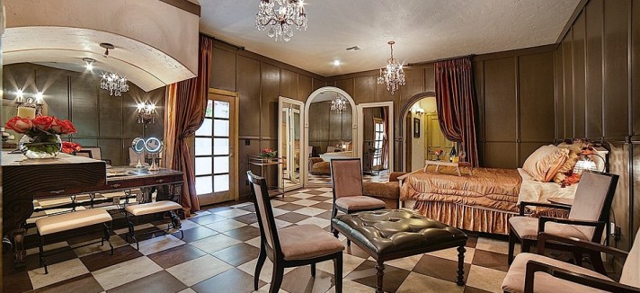 34c0d13900000578-3615257-image-a-37_1464541805480