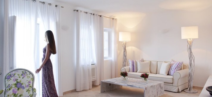 bedroom_with_model_p