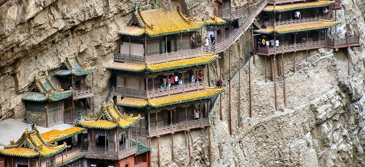 el_templo_colgante_de_hengshan_china_00