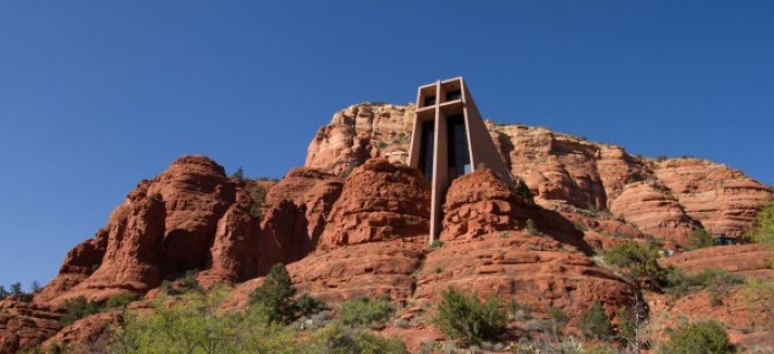 4-frank-lloyd-wrights-church-at-cathedral-rock-in-sedona-arizona