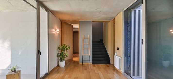 O (moderno) interior da casa 