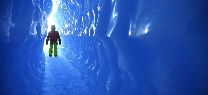 entering_the_ice_tunnels
