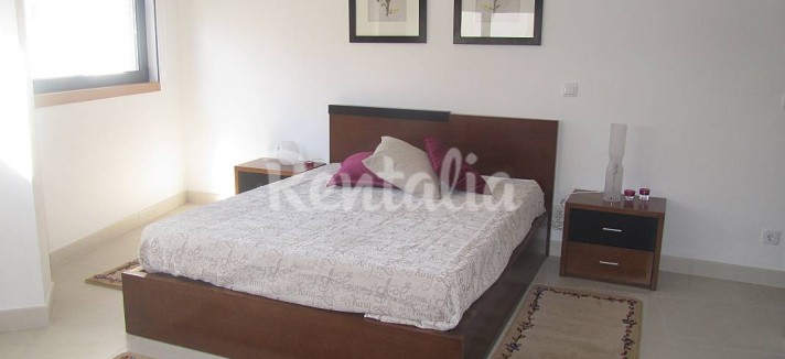 h.8512588.1070.680.0.ffffff.wm_.e7a899fa